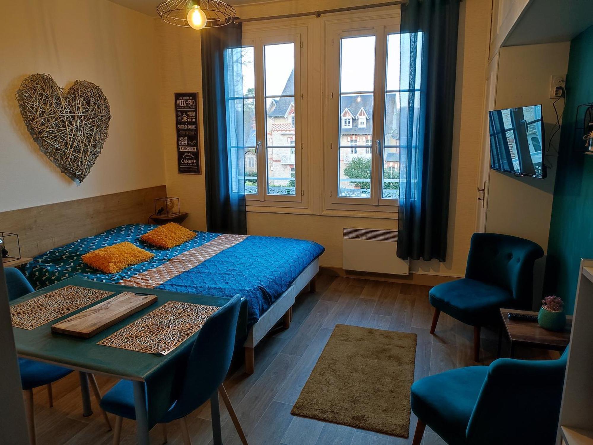 Studio 10, Tres Bien Place, Parking Wifi Gratuit Bagnoles de l'Orne Normandie Kültér fotó